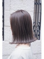 ティンク 天神(Tink)&nbsp;ペールラベンダーベージュ/外ハネ/ロブ/ブリーチなし