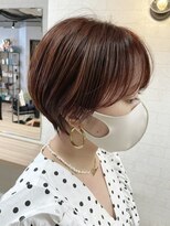 コワファーストナガサキシャンプーボーイ(COIFF1RST NAGASAKI SHAMPOO BOY)&nbsp;丸みショート×レッドブラウン【コワファースト長崎】