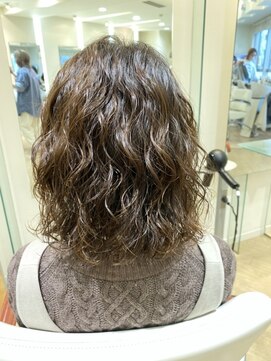 レンジシキチジョウジ (RENJISHI KICHIJOJI) 今旬スパイラルパーマ【RENJISHI 宮本】