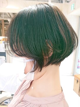 ラボヌールヘアーリアン 川越店(La Bonheur hair Lien) 前下がりエアリーショート