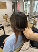 ピンクベージュイヤリングカラーこなれミディ前髪イメチェン所沢