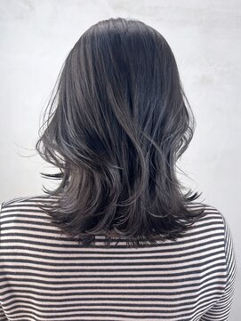 アイティーバイアルバム 松戸店(IT by ALBUM) 似合わせカットウェーブミディアムフェミニンロング_ba500541