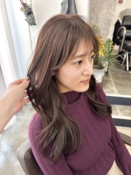 イースエモーション(ease et motion) 【天神.大名.今泉】上品、やわらかなベージュカラー