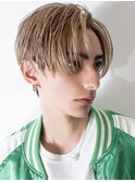 ハイライトミルクティーベージュツーブロックメンズマッシュ