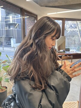 ノーイェス(NOYES) beige