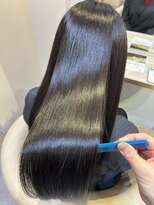 アンド ラ ブランシュ(&.La Blanche)&nbsp;暗めカラー/ミディアムヘア/デザインカラー/縮毛矯正