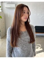 スワッグ(swag)&nbsp;カーキベージュニュアンスカラー顔周りカットロングヘア