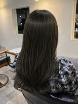 ツイッグ バイ ヤード(twig by YARD.)&nbsp;透明感のある暗めオリーブカラー