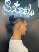 スキンフェード×マンバンスタイル