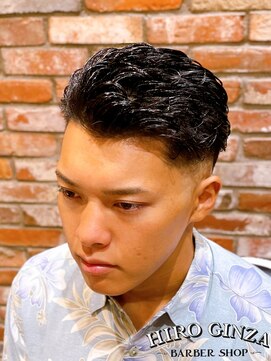 ヒロギンザバーバーショップ 丸の内店(HIRO GINZA BARBER SHOP) 似合わせスキンフェードパーマ