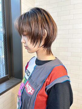 アルマモモ(Alma momo) ウルフカット