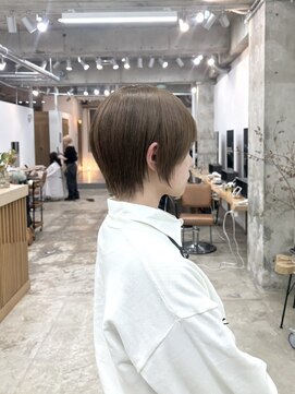 カシェル(cashel kishaba) ブリーチなしダブルカラーで作るベージュ