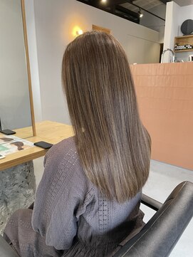 リブ(LIV) 白髪ぼかしハイライト/大人ハイライト/グレージュ