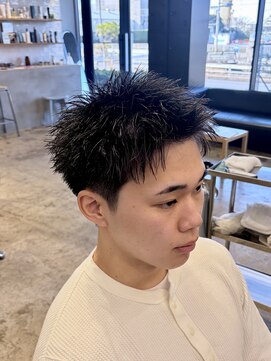 ザデイ カットアンドカルチャーショップ(THE DAY CUT&CULTURE SHOP) スパイキーショート