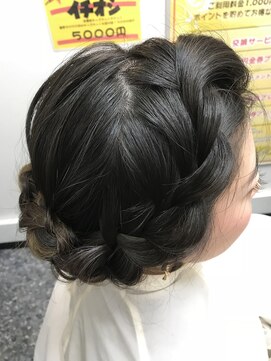 ビューティーコレクション 静岡北店 編み込みヘアアレンジ