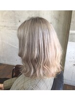 ガルボ ヘアー(garbo hair)&nbsp;【ダメージレス♪】ケアブリーチでホワイトカラーに♪