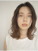《PearL》フレンチカジュアルミディアムパーマ/グレージュカラー