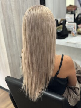 ネクサス 心斎橋(Nexus) 【Nexus心斎橋】ホワイトベージュ