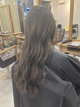 レイリー(LAiLy) 大人華やかロング　透明感　オリーブ　アースカラー