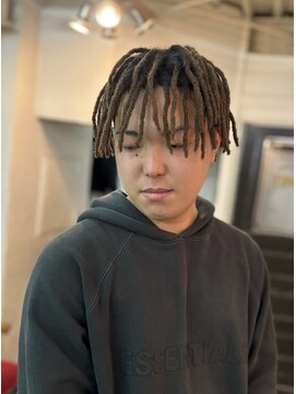 ビーバイエイトジェンツ(Bee by EIGHT GENTS) ダークアッシュアッシュブラックカルマパーマベリーショート