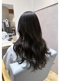 ダークグレージュ×ロングウェーブ