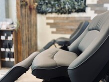 リプレイス(re place)の雰囲気（最新のシャンプー台で極上ヘッドスパで癒しを♪【那覇】）