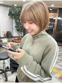 ハイトーンショートボブ