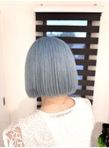 ペールブルー