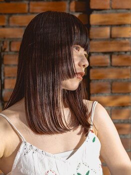 アクビー(AKuBii)の写真/＜Aujua正規取扱サロン＞髪質・悩みに合わせ17種類の中から選定◎生涯大事にしたい髪に今からできるケアを