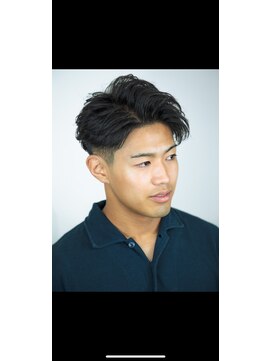 ブロートーキョーバーバーショップ 神田店(Bro Tokyo BARBERSHOP) ツーブロックショート