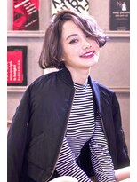 エイチ(H eitf)&nbsp;H エイチ原宿＊グレージュショート 外ハネ『暗髪』【H eitf】