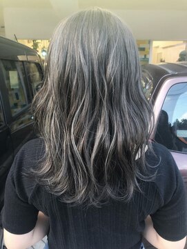 クラナ(clana) シークレットハイライト/グレージュ