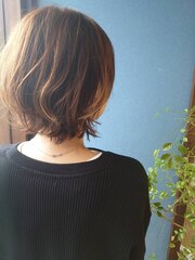 《Kubu hair》大人可愛いミディアムパーマ