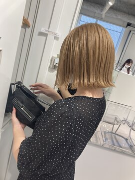 ユーフォリア 渋谷グランデ(Euphoria SHIBUYA GRANDE) 切りっぱなし ミルクティーベージュ☆