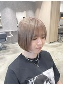 ブリーチ1回/ミルクティーベージュ/ボブ