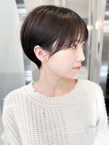 大人可愛い/20代30代40代/黒髪/前下がりショート/丸みショート