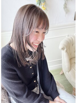 マンプスウタタ (Mumps utata) 人気のオリーブグレージュ