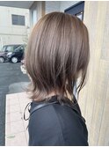 グレージュカラー