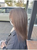 王道ミルクティーベージュ流れ前髪