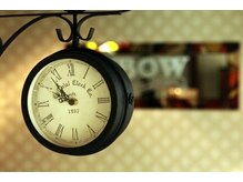 ファインズヘアー ボウ(Fine's Hair BOW)の雰囲気(オーナーこだわりのアンティーク小物も必見☆)