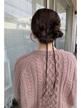ヘアールーム ミルゥ(hair room MILOU) タイトツインカジュアルアレンジ