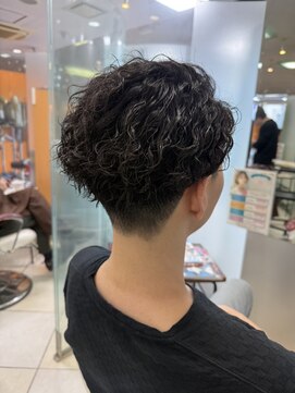 アース 津田沼店(HAIR&MAKE EARTH) メンズパーマ
