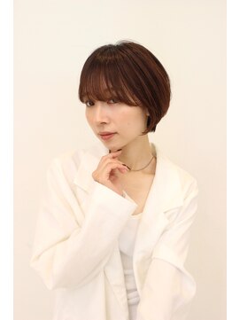 レンジシ オモテサンドウ(RENJISHI omotesando) ショートボブ/耳掛けショート/前髪あり/20代/30代