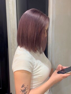 ブリーチなしダブルカラー/ピンクアッシュ/ミディアムボブ