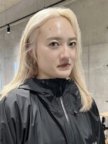 スリバー(sliver)&nbsp;ブリーチハイライト髪質改善ダブルカラーレイヤーカット