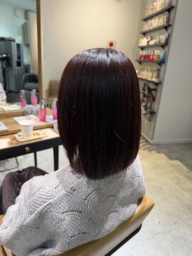 アヴァンスアンス 広島袋町店(AVANCE.ens) ワンカラーでワインレッドカラーに