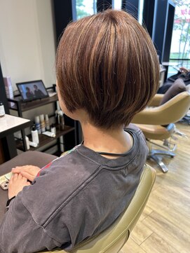ブッシュ 水広店(BUSH) 大人丸みショートボブ×美シルエット