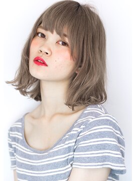 ヘアサロンガリカアオヤマ(hair salon Gallica aoyama) ☆ プラチナベージュ × 外国人クセ毛風 ☆ 無造作 BOB ☆