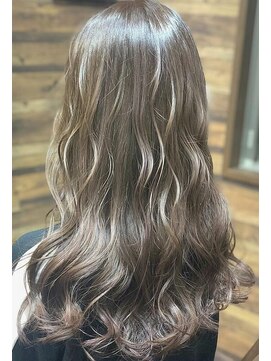 ファニック スタイル ジー(FUNIC style G) ハニーベージュ×透明感　(桜木町・日ノ出町)