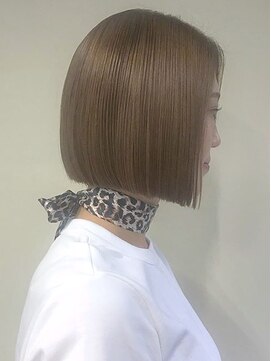 チェルシー 梅田(CHELSEA) 【CHELSEA】切りっぱなしタッセルボブ　ベージュ